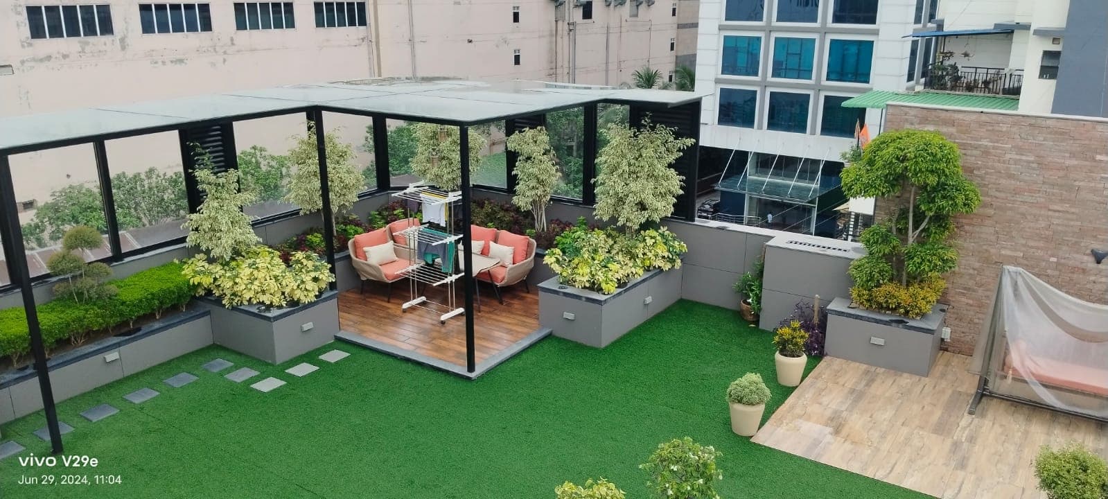 Roof Gardening - Rooftop garden design and installation