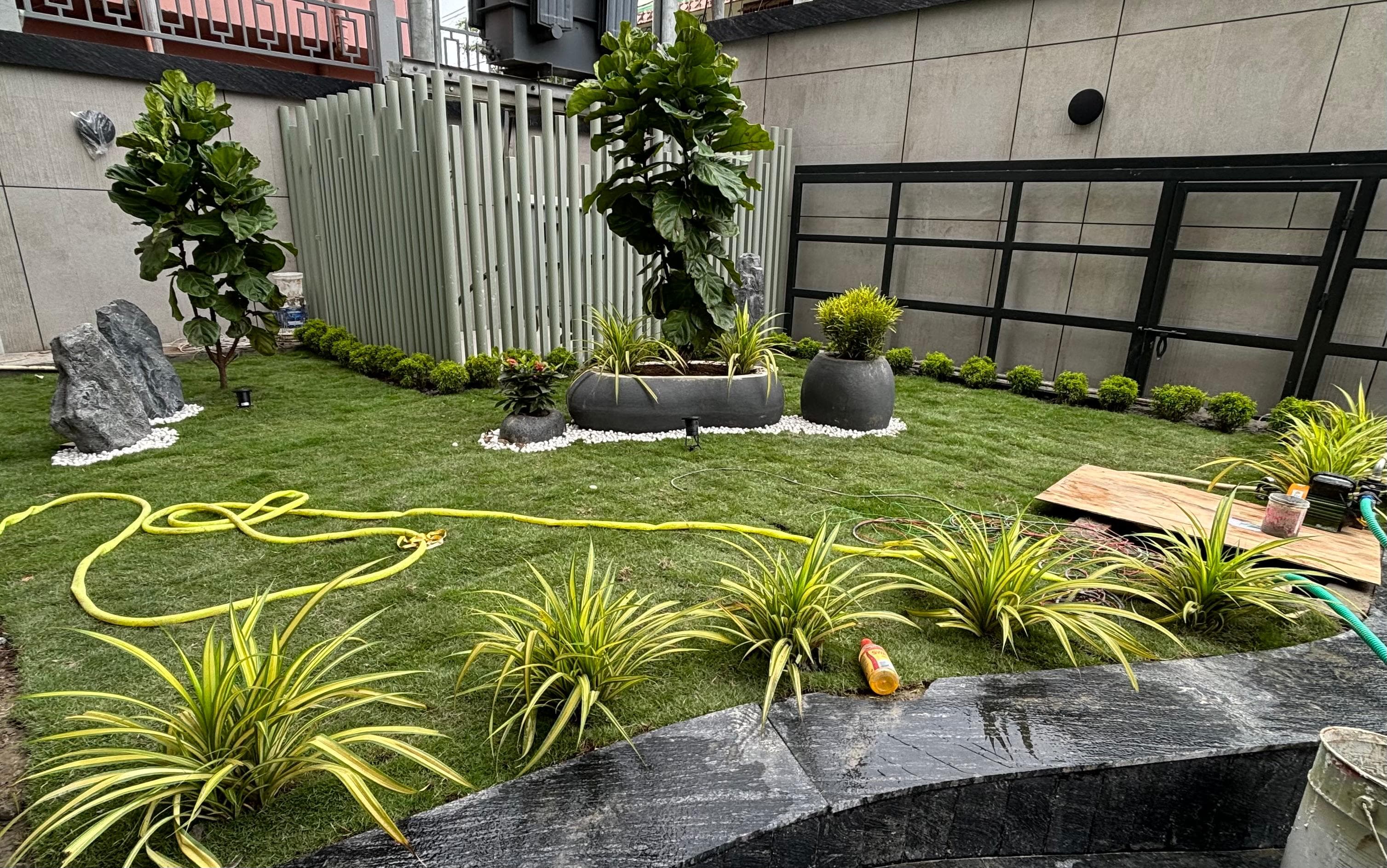 Home Gardening - Residential garden design and maintenance services